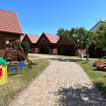 Ala I Tomek Domki Leba Exterior foto